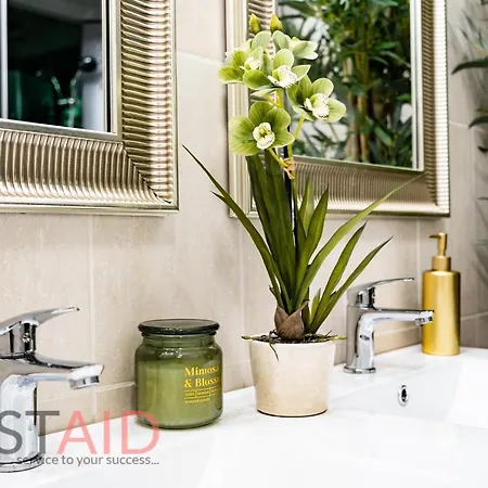 Appartement V68 Deluxe - Hostaid
