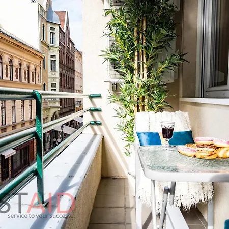 V68 Deluxe - Hostaid Appartement Budapest