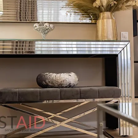 V68 Deluxe - Hostaid Apartman